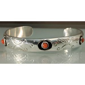 Vintage Navajo Sterling Silver Coral Shadow Box Cuff Bracelet